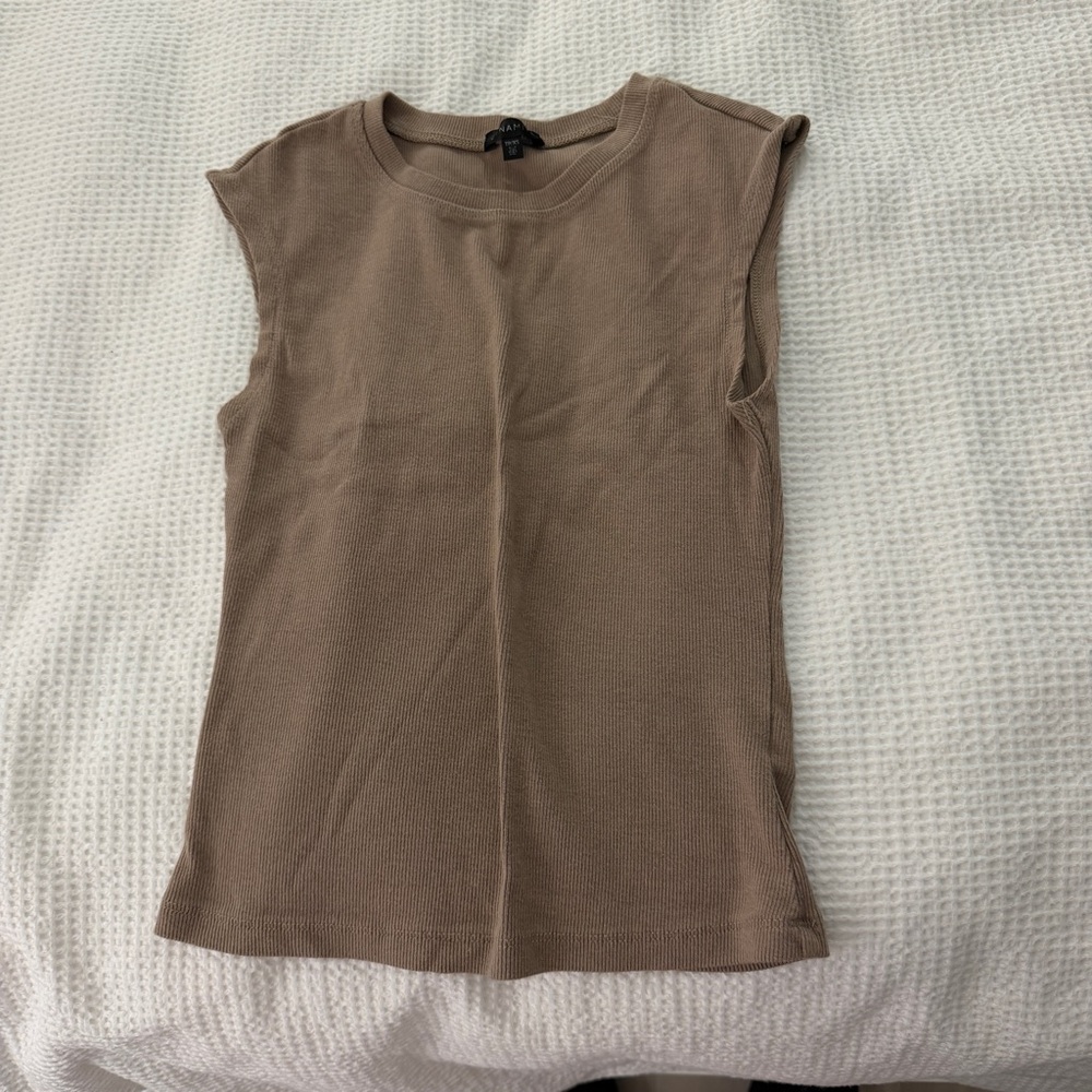 Dynamite Sleeveless Tan Muscle Tee**